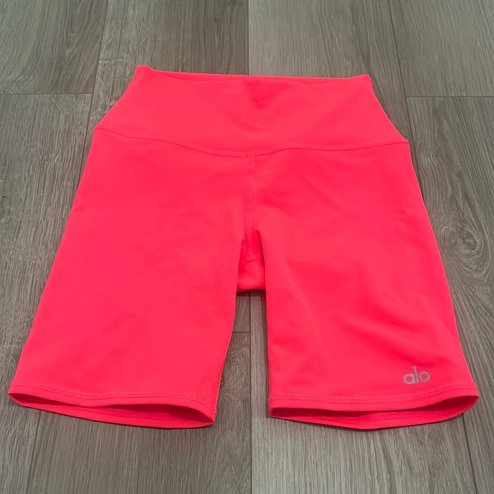 Bright coral alo biker shorts